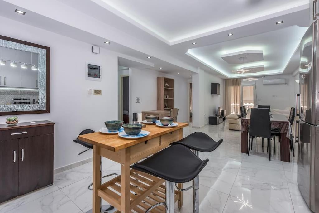 Be Cool Near Kypseli By Atheniankeys Apartman Kültér fotó